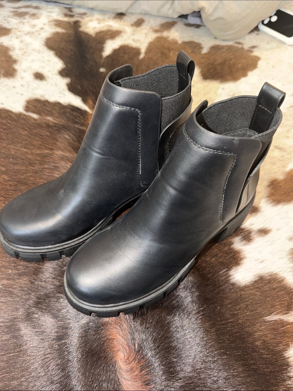 Soda Black Chelsea Lug Ankle Boots
